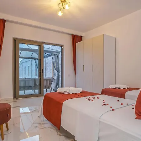 Avantgarde-2 * Kaş